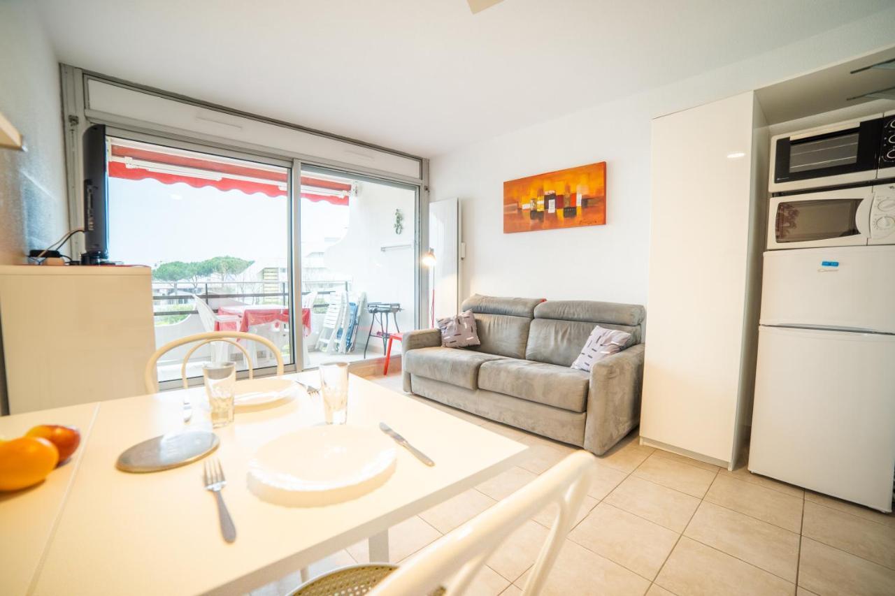 Sun7 -face Plage- Wifi-parking -piscine - Pros Servicesconciergerielagrandemotte Apartment *